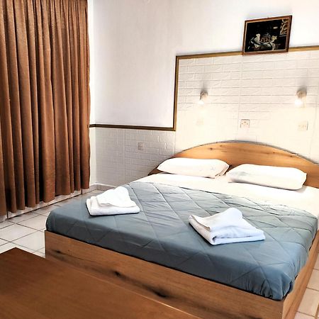 Eleni Apartments Sant George Beach Agios Georgios  Bagian luar foto
