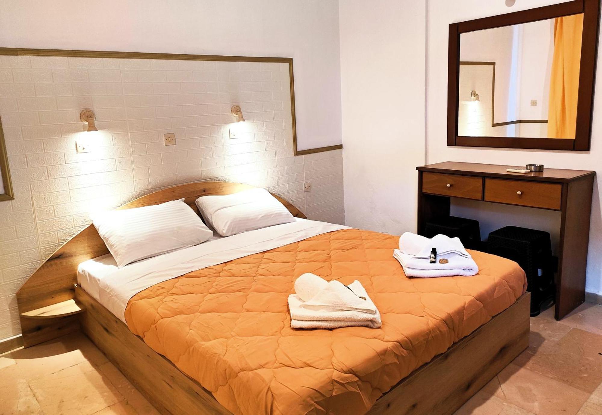 Eleni Apartments Sant George Beach Agios Georgios  Bagian luar foto