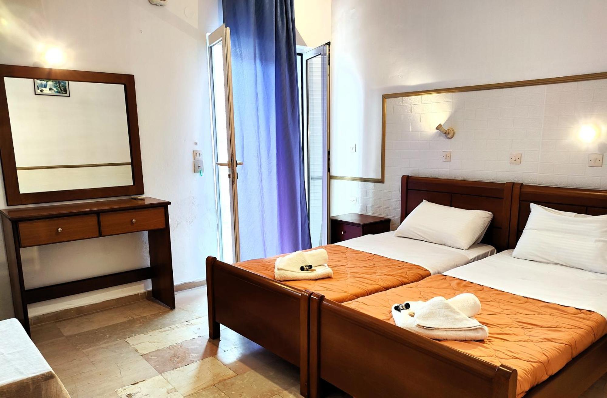 Eleni Apartments Sant George Beach Agios Georgios  Bagian luar foto