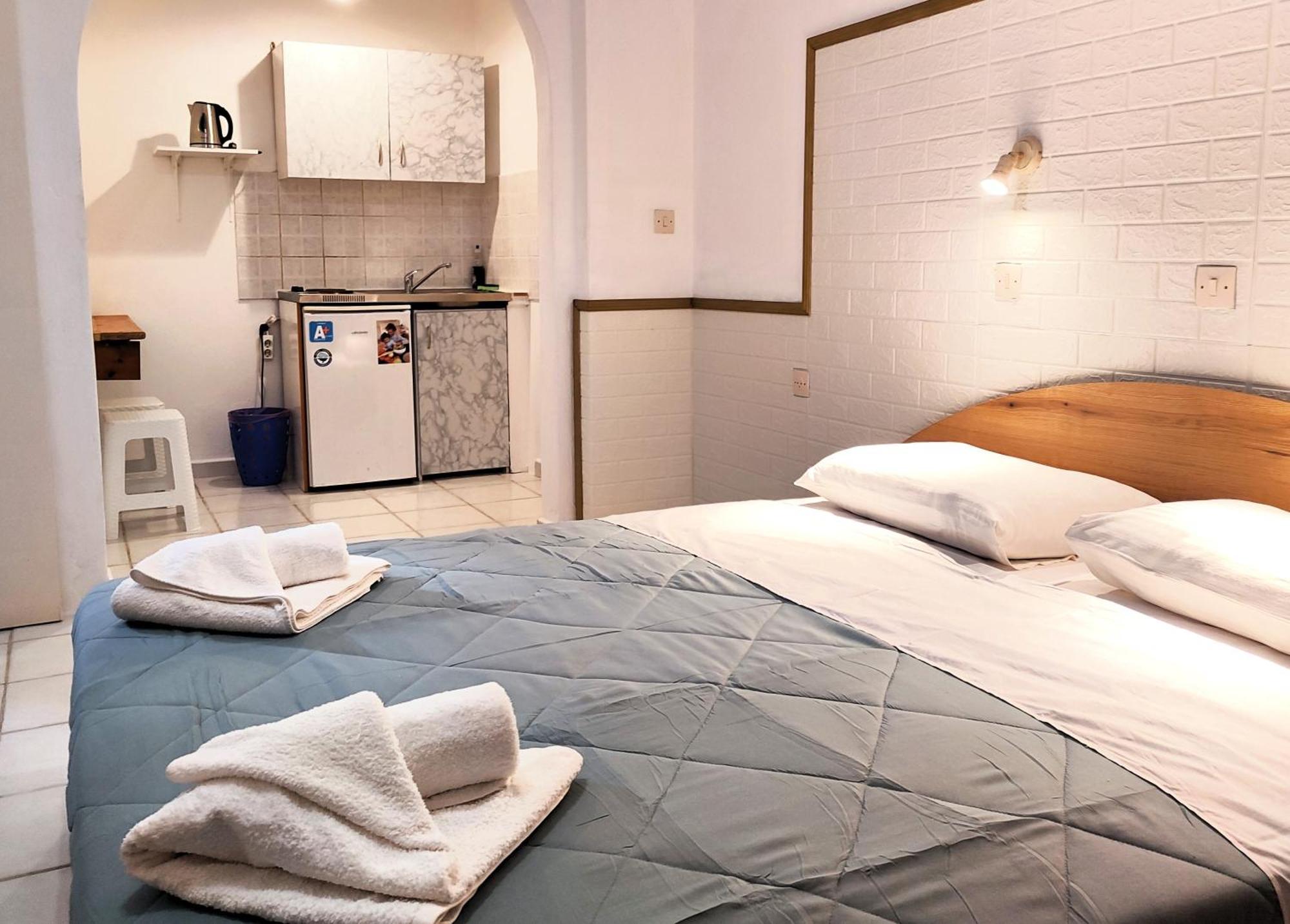 Eleni Apartments Sant George Beach Agios Georgios  Bagian luar foto