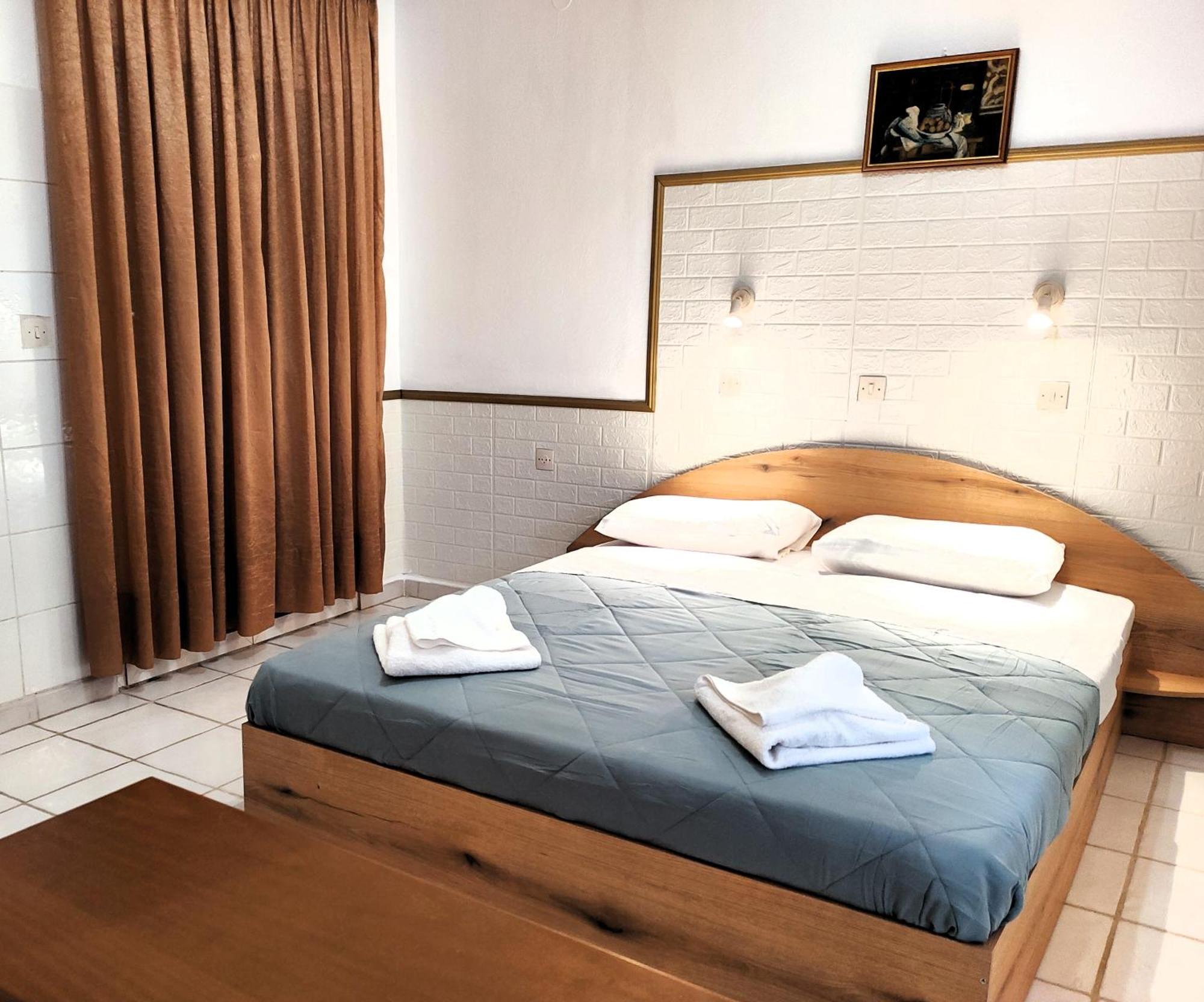Eleni Apartments Sant George Beach Agios Georgios  Bagian luar foto