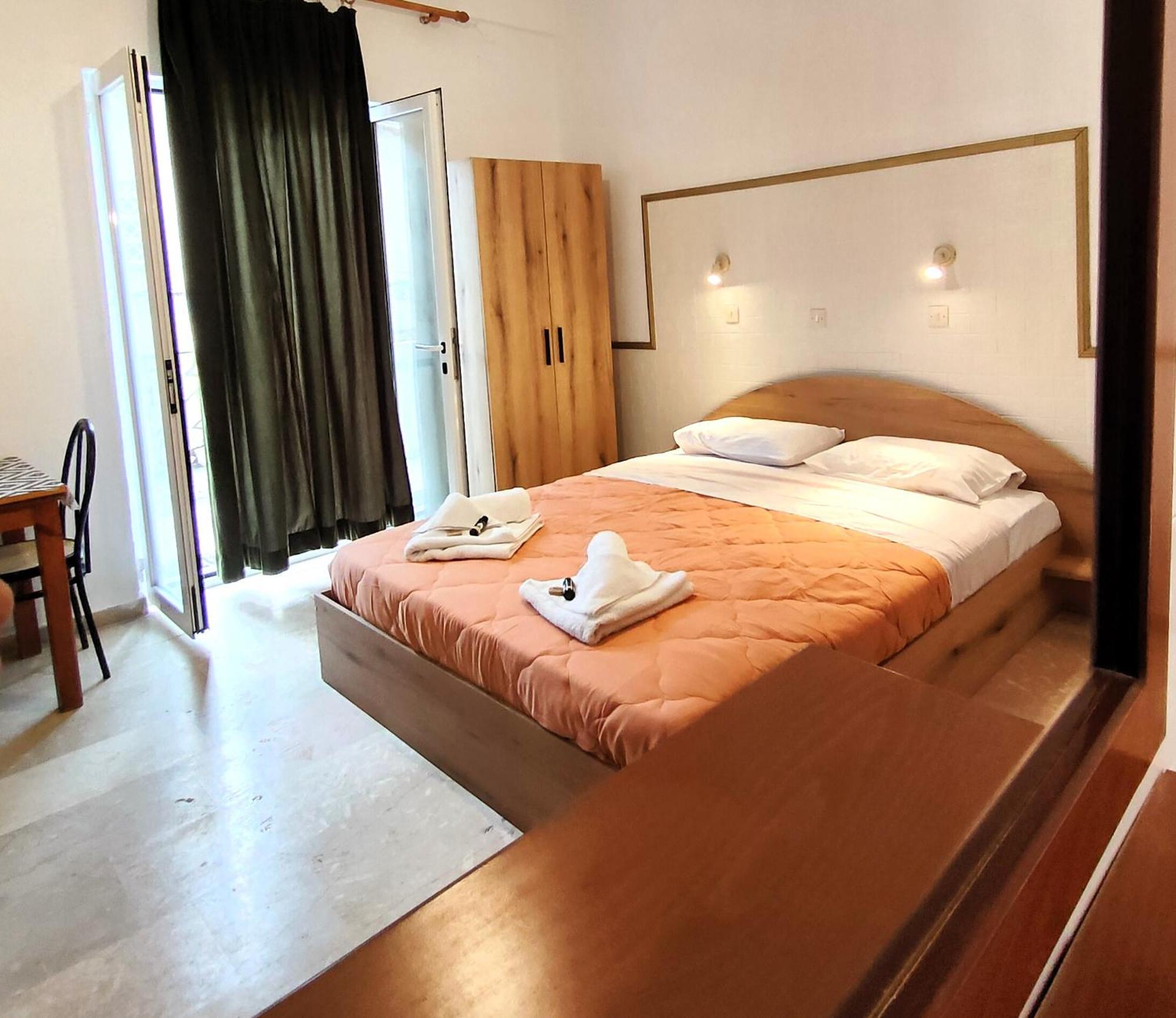 Eleni Apartments Sant George Beach Agios Georgios  Bagian luar foto