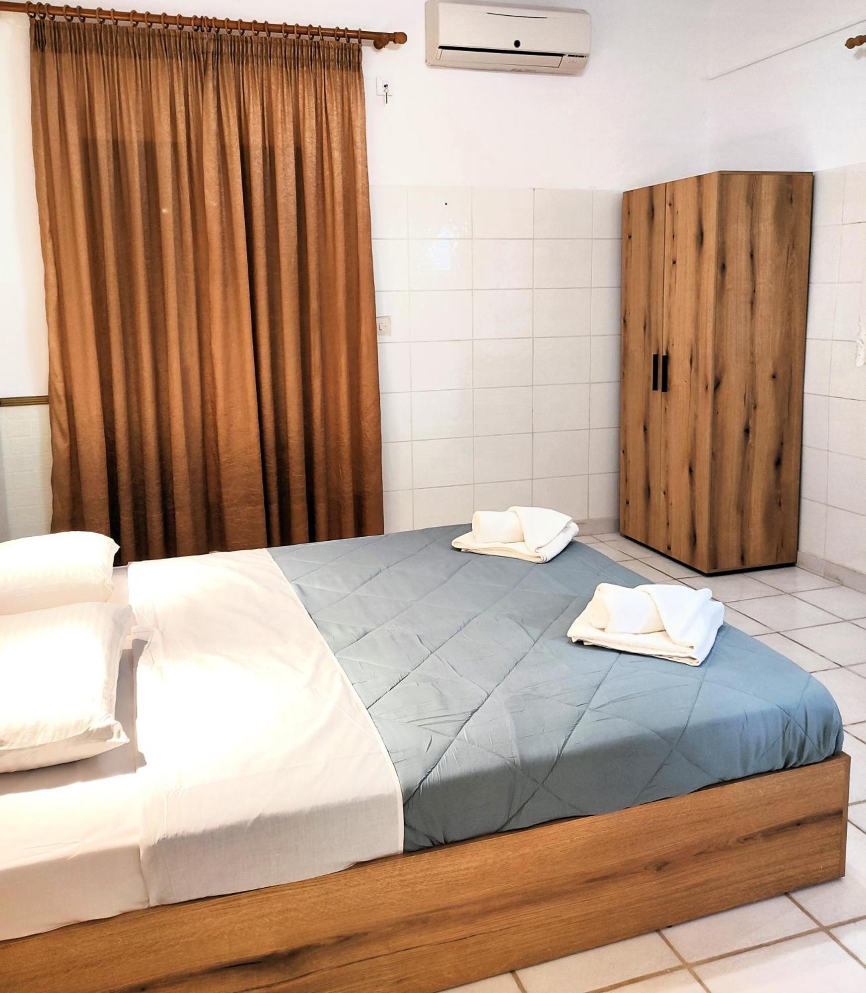 Eleni Apartments Sant George Beach Agios Georgios  Bagian luar foto